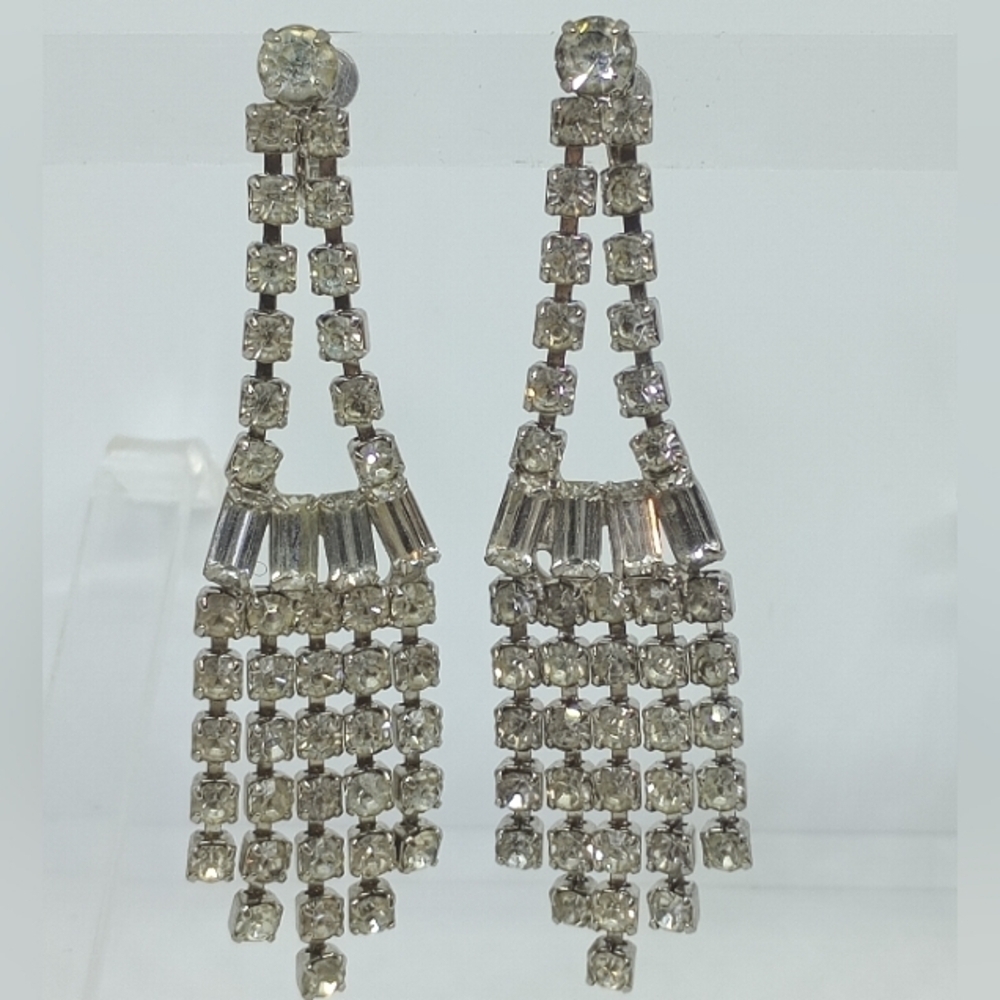 * vintage glam long chandelier rhinestone screw back earrings